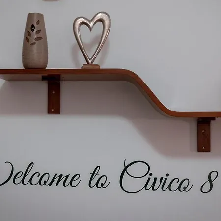 Civico 8 - Bed & Breakfast 4*