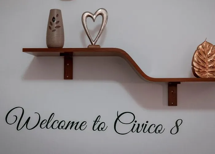 Civico 8 - Bed and Breakfast 4*