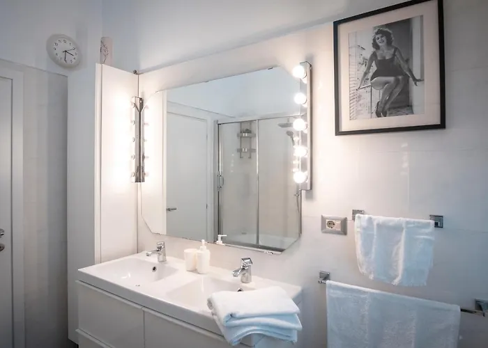 Civico 8 - Bed and Breakfast 4*